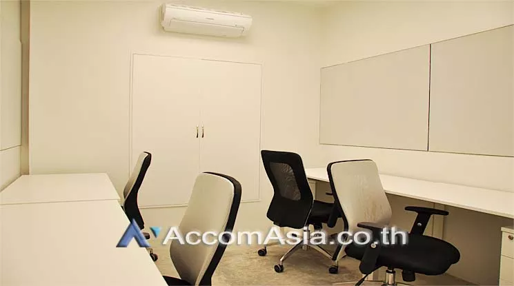 unit Office space For Rent in Sukhumvit, Bangkok  near BTS Phrom Phong (AA15739)